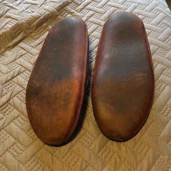 LL Bean brown all leather moccasins. - Picture 3 of 3